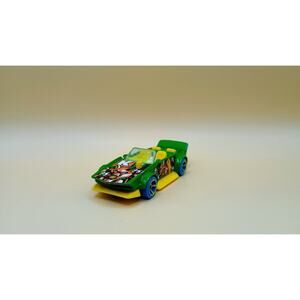 2017 Hot Wheels "Track Manga" Green and Yellow Convertible Mattel FJV95